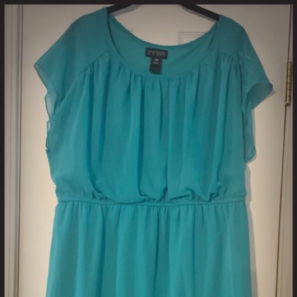 Enforces Women’s dress